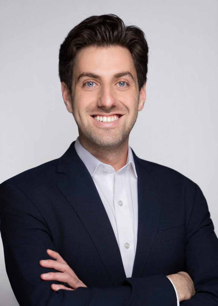 Portrait of Zach Leighton